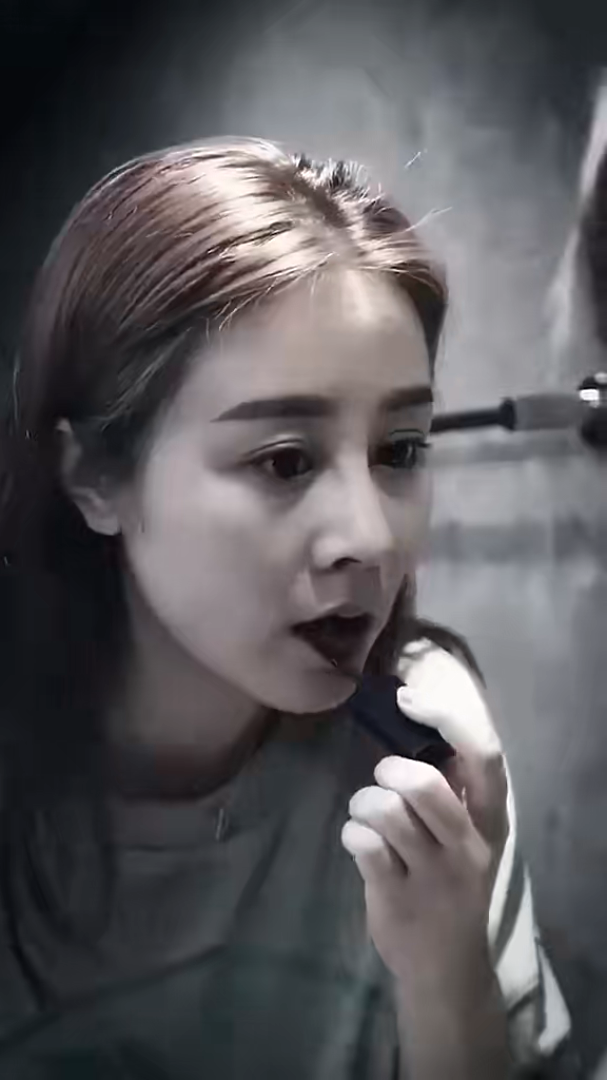 爱情里面貌美妆化妆品推荐竖屏无水印短视频素材免费下载