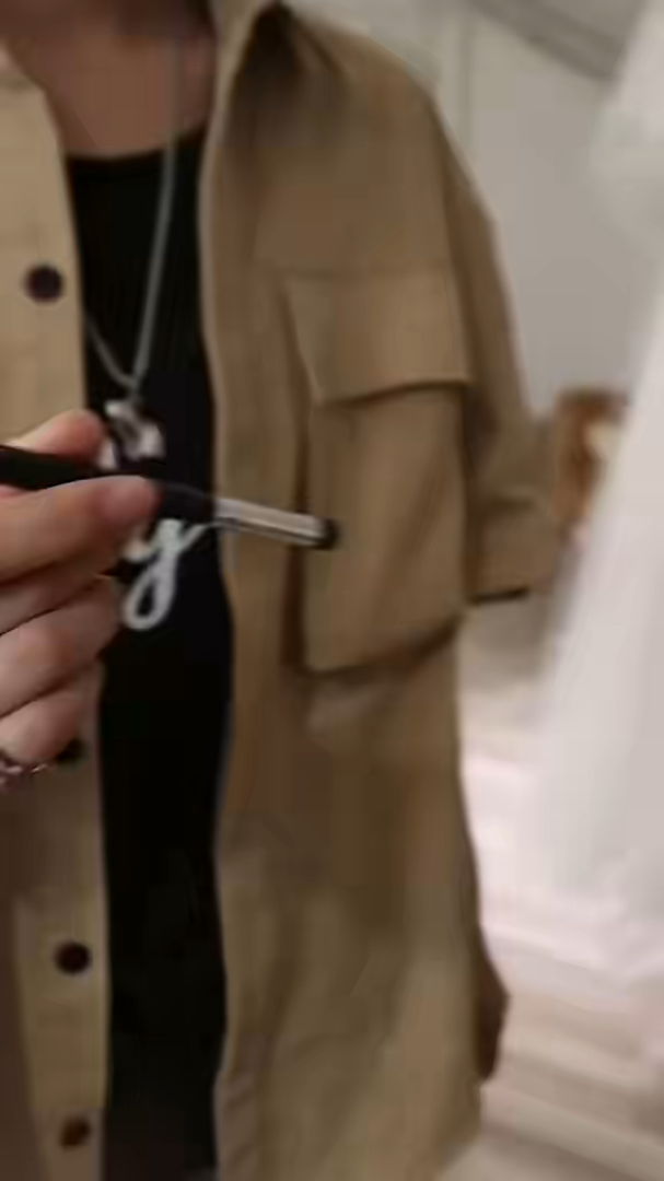 男朋友嫌弃女朋友美妆化妆品推荐竖屏无水印短视频素材免费下载